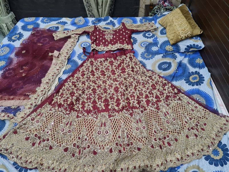 Full flare embroided bridal lehnga one time used for photoshoot only 2