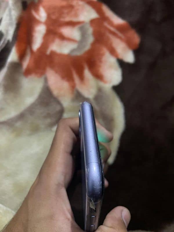 iphone 11 rear purple jv 8