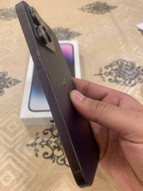 I phone 14 pro Max 256GB/purple just like New Condition 4