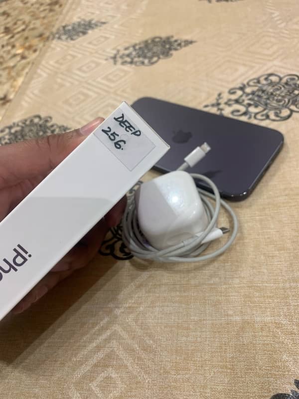 I phone 14 pro Max 256GB/purple just like New Condition 8