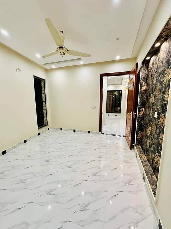 3 Years Installments Plan House For Sale In Central Park Lahore 3