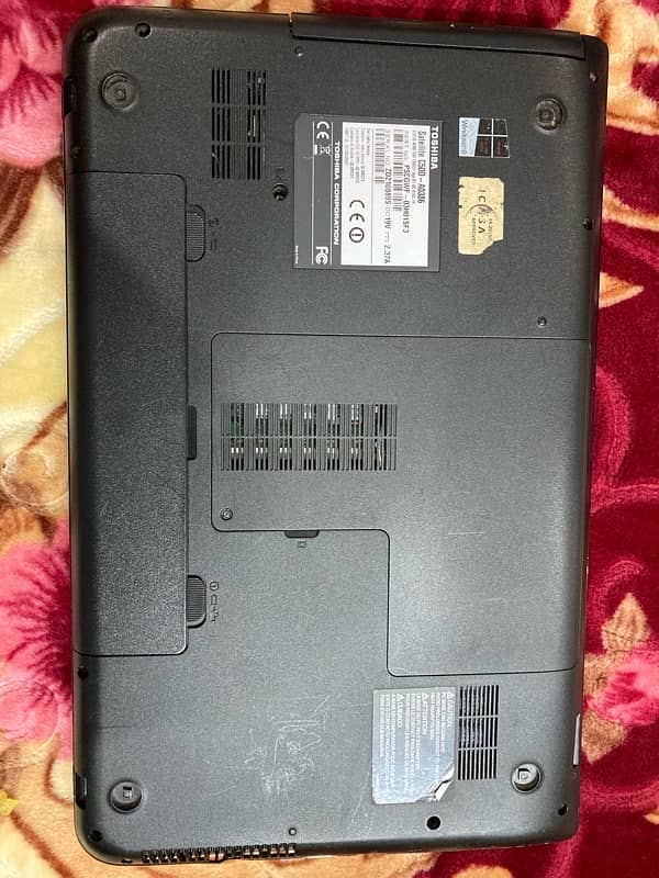 Toshiba amd processor 4gb RAM 500gb hard 2