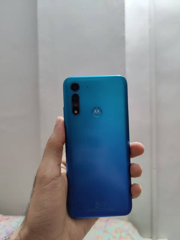 Motorola Moto G8 Power Lite 3