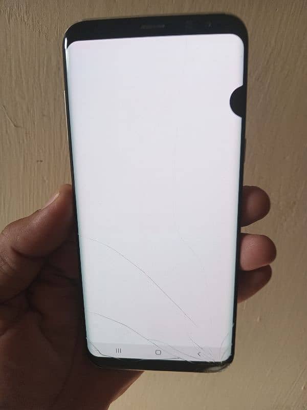 Galaxy S8+ single sim PTA official approved 1 dot glass crack all ok 3