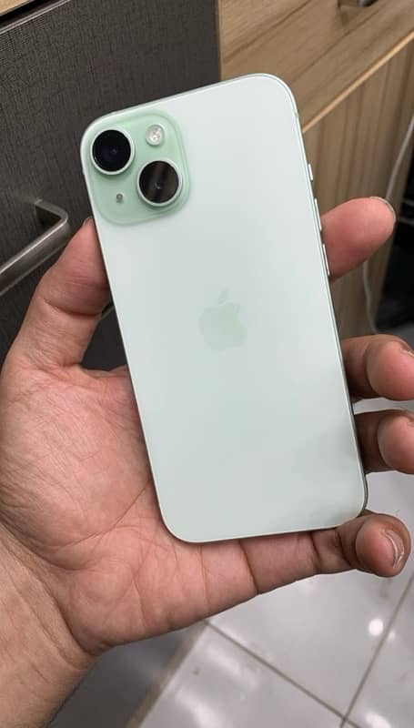 iPhone 15 jv 256GB green color 0