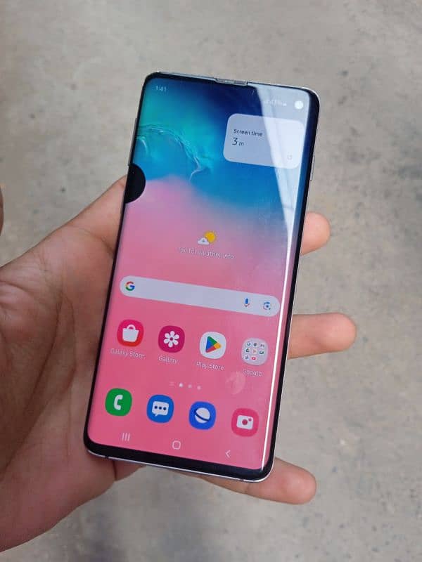 Samsung Galaxy S10 8ram 128memory 0