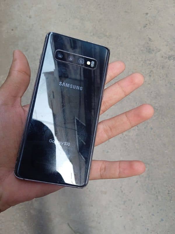 Samsung Galaxy S10 8ram 128memory 6