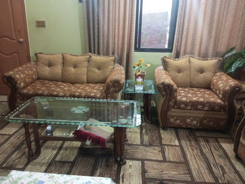 urgent sale 9 Seater Sofa Set Including Dewan you can take 5 , 7 or 9 1