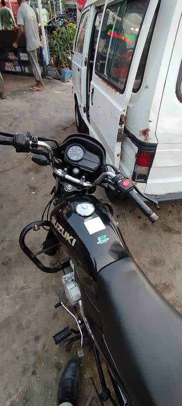 SUZUKI GD 110S 8