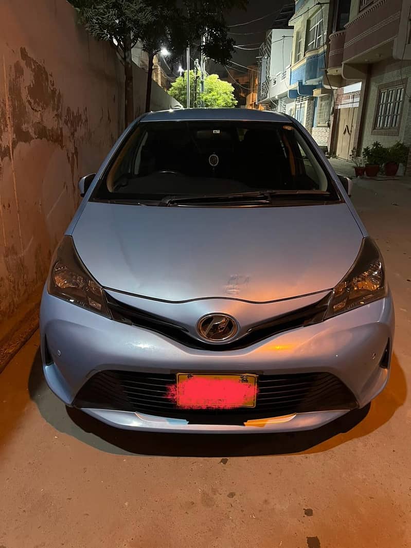 Toyota Vitz 2015 5