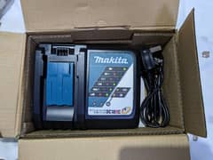 Makita Charger DC18RC