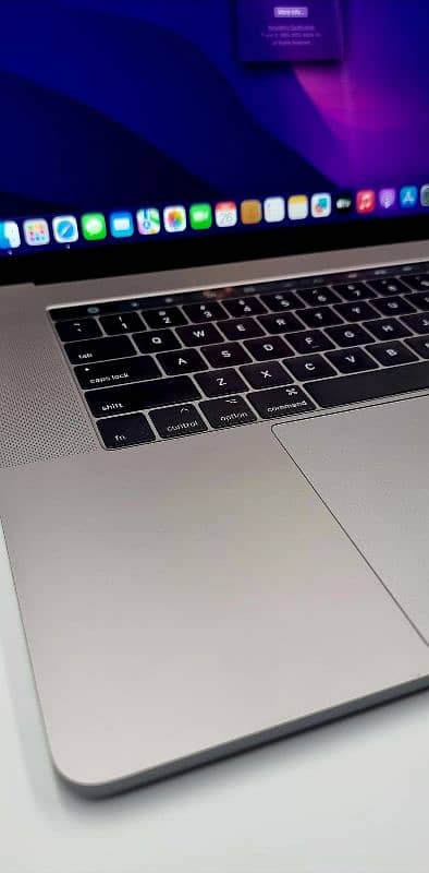 MACBOOK PRO 2017 (16/1TB) 4