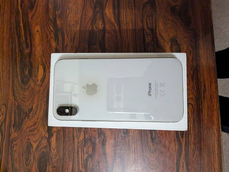 I Phone XS (Factory Unlocked) 0