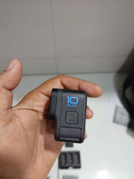 GoPro Hero 10 in awesome condition With Audio Adapter 4