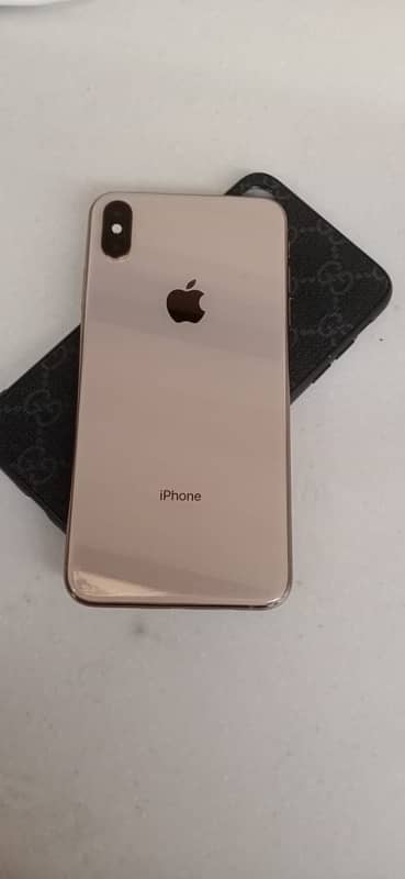 i phone xs max 64GB 4