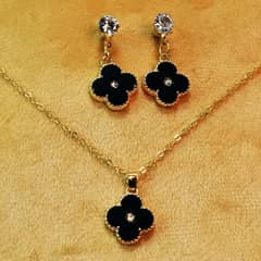 Black clover necklace set Premium quality