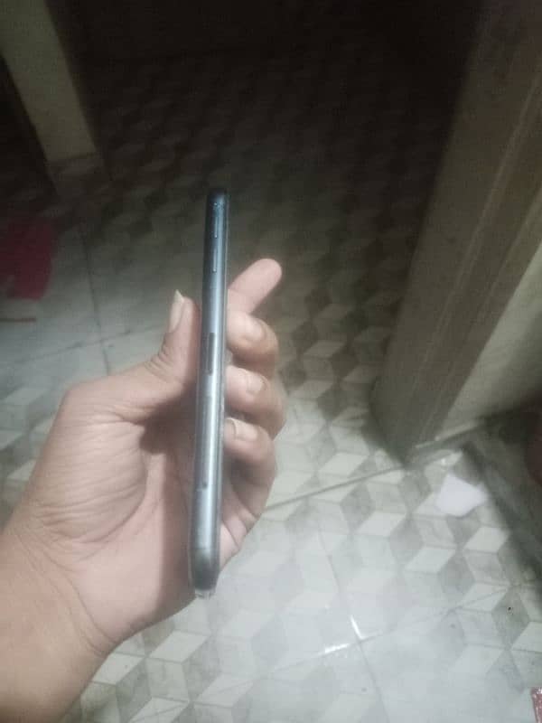 Samsung j5 prime 2GB . 16GB 3