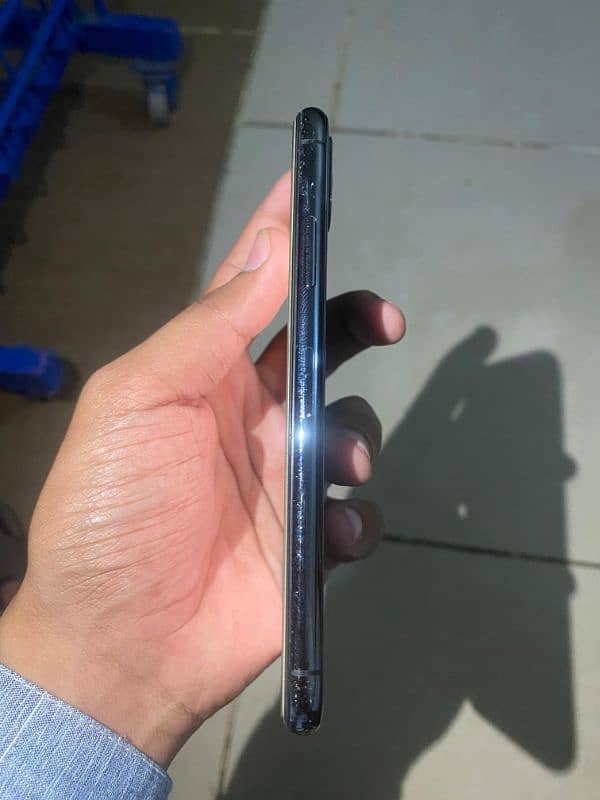 iPhone X non PTA 3