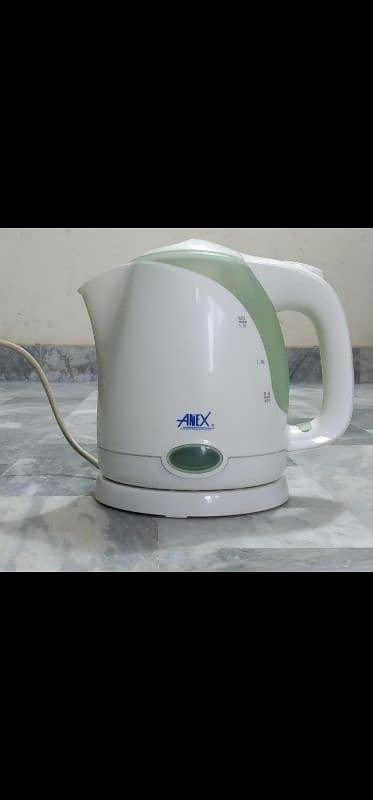 Electric kettle 0