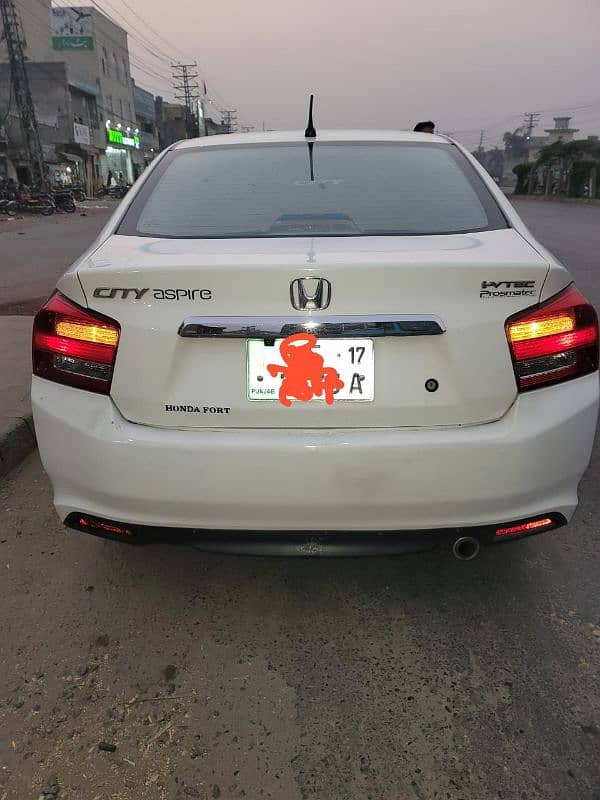 Honda City Aspire 2017 5