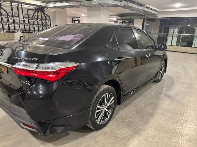 Toyota Corolla Altis X Automatic 1.6 Special Edition 2022 3