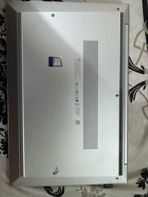 HP Elitebook g8 840 for sale 1