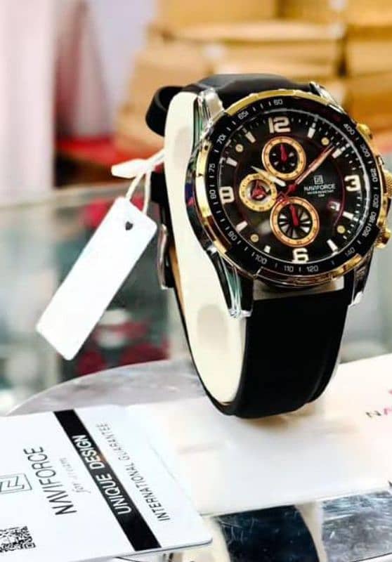 watches available whattsapp 03298658958 14