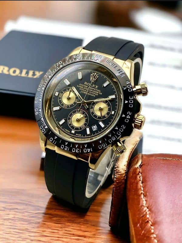 watches available whattsapp 03298658958 18