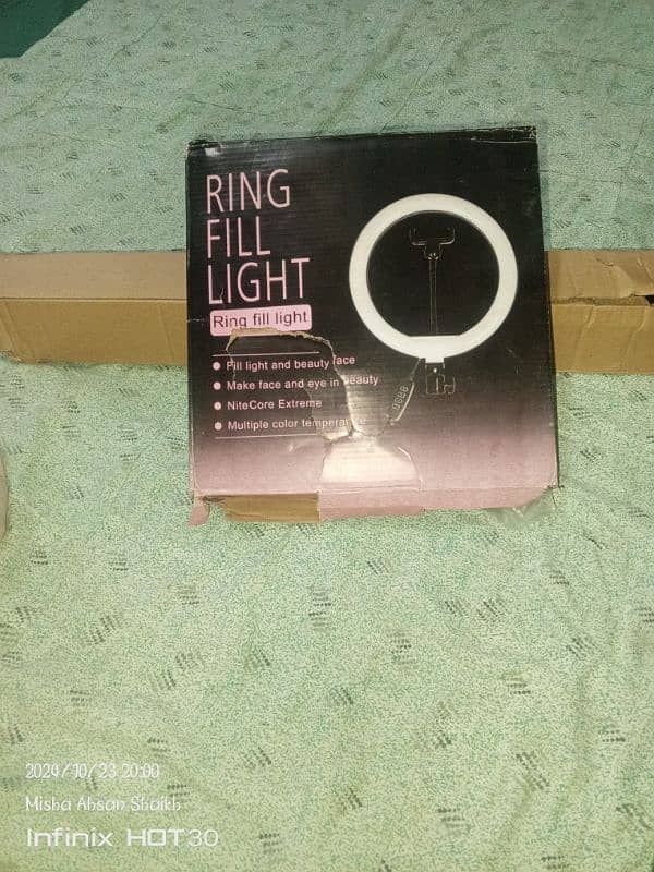 New ring light available in reasonable price 0