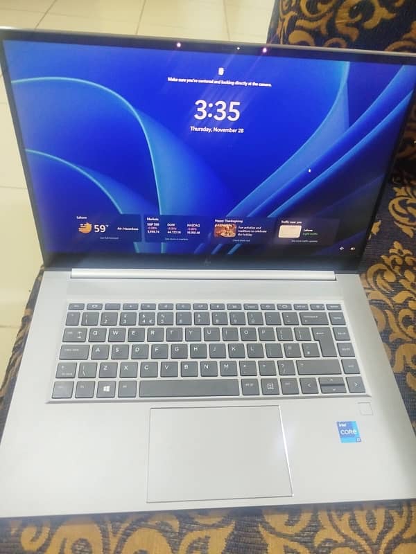 HP ZBook g8 i7 11gen 3