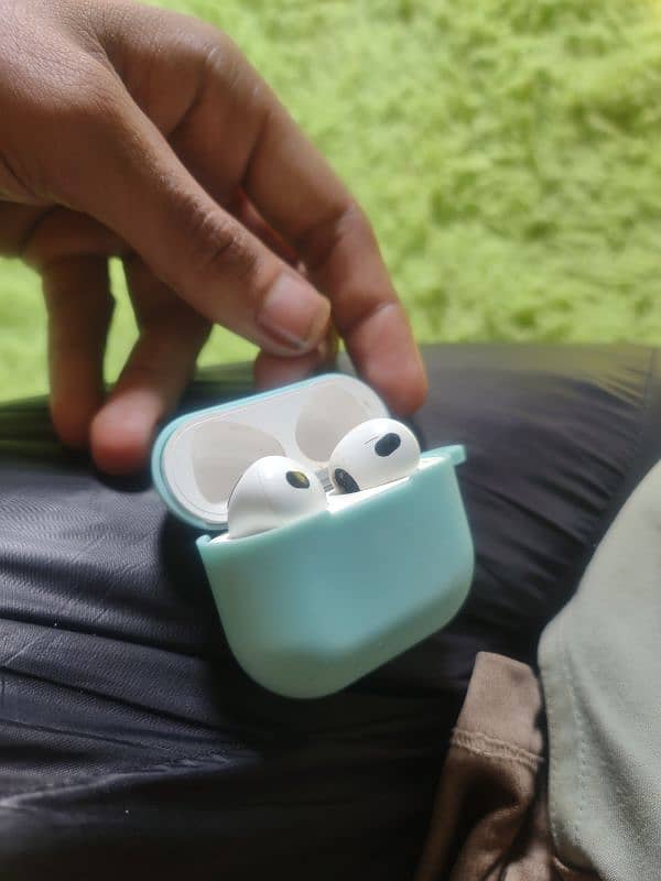 2 pieces  (Airpods pro 2) American brand 3