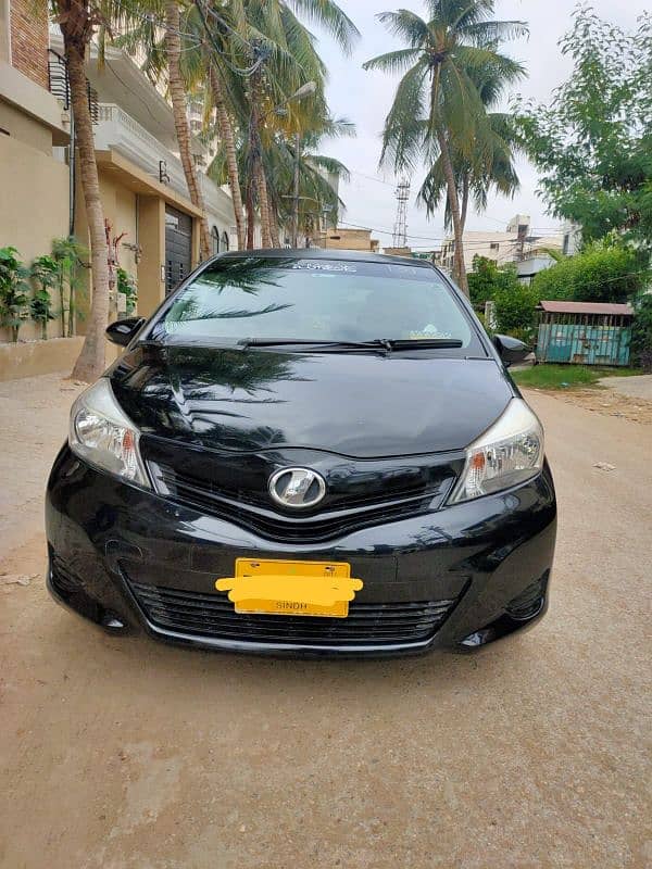 Toyota Vitz 2014 Model 2017 registered 0