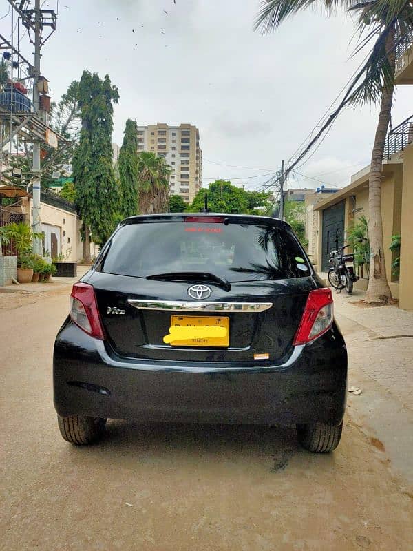 Toyota Vitz 2014 Model 2017 registered 3