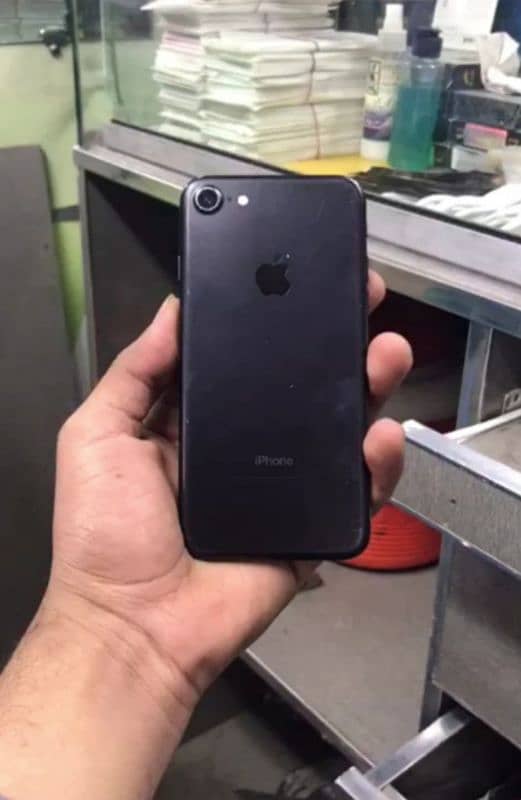 I PHONE 7 128 GB PTA APPROVED 0