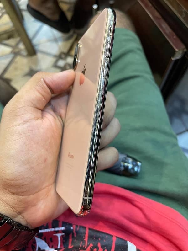 Iphone Xs non PTA 64gb 4