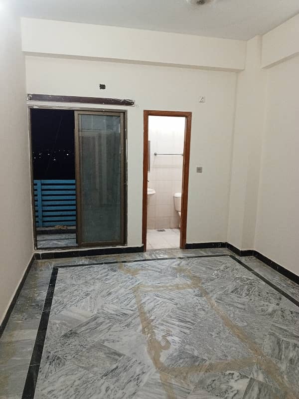 2 bedroom beautiful flat for rent at reasonable price 5