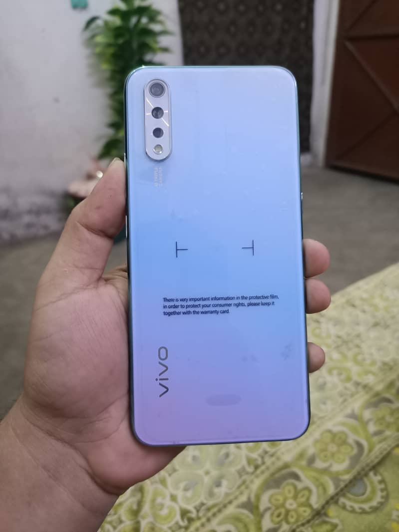 Vivo S1 6gb 128gb Dual SIM Indisplay Fingerprint 4