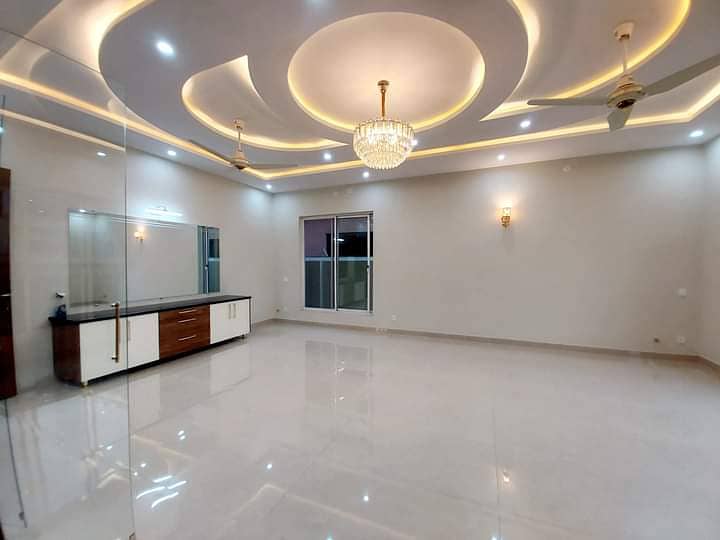 One Kanal Brand New House Available For Sale 11