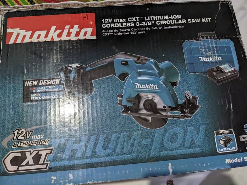 Makita 12V max CXT Lithium-Ion Cordless 3-3/8" Circular Saw Kit. 0