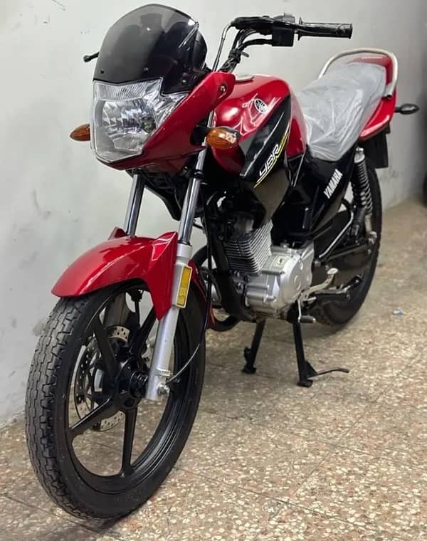 YAMAHA YBR ESD 125 LOW MILEAGE 1