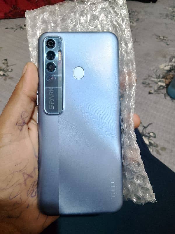 Tecno spark 7 pro 0