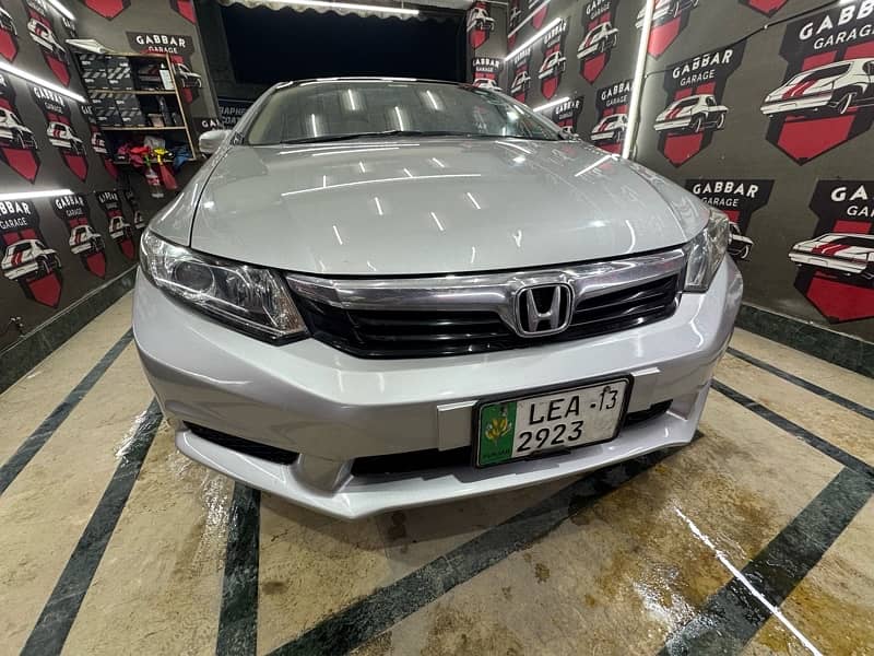 Honda Civic VTi 2013 1