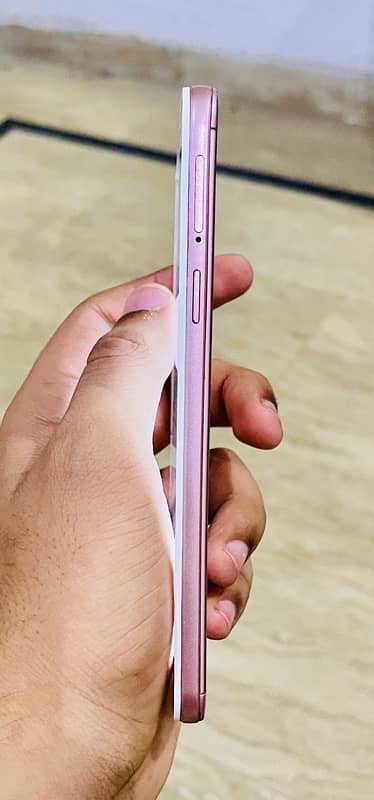 OPPO f1s 4