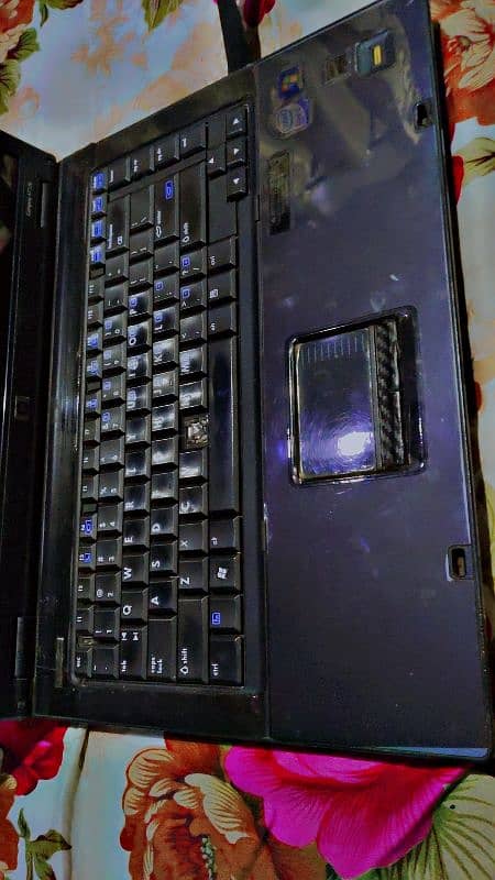 HP compaq laptop 6