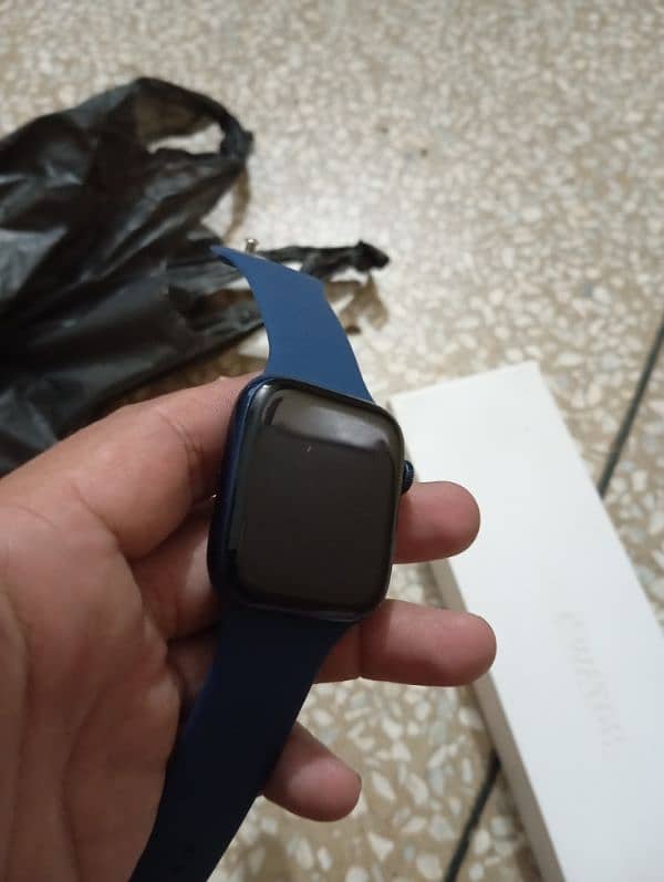 Apple Watch 6th Series 44mm' with Complete Access 1