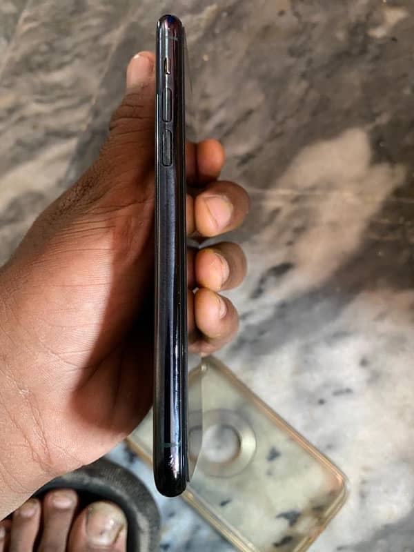 iPhone 11 pro 64  Gb non pta 1