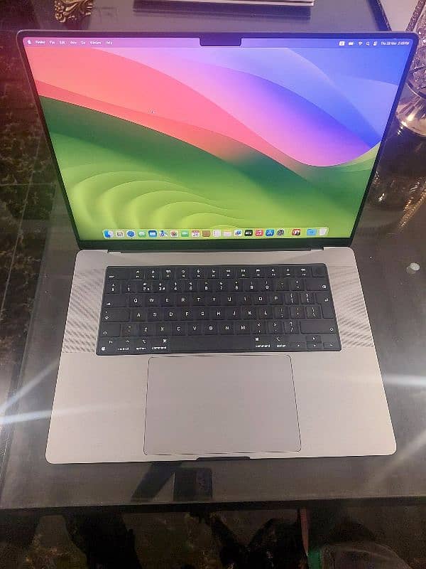 macbook pro m2 16inch 4