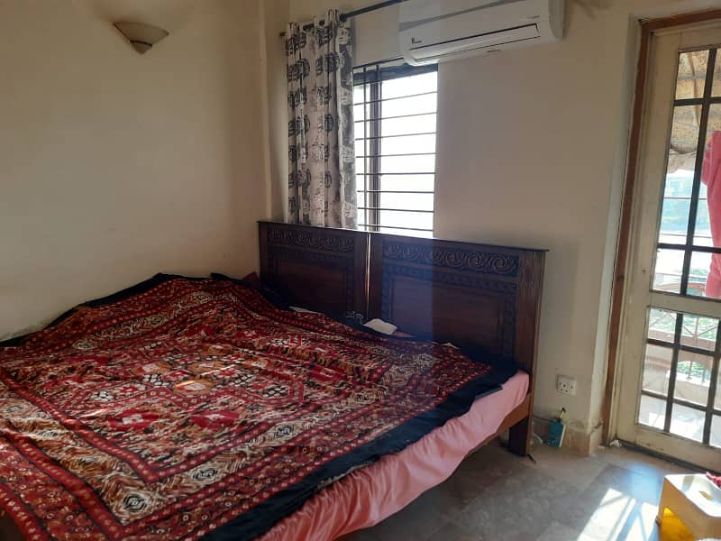 2347 Seqfet Corner Flat For Sale G15 Islamabad 2