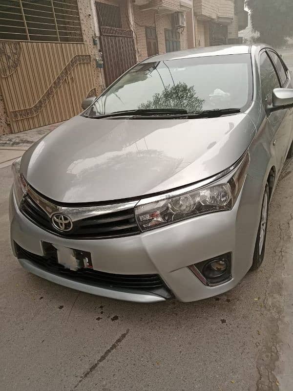 Toyota Corolla GLI 2016 Lahore num 1