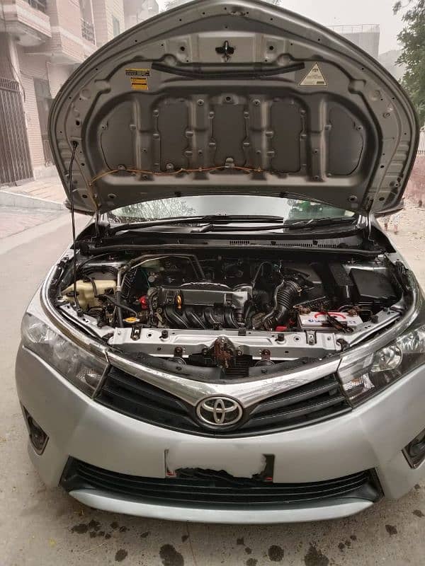 Toyota Corolla GLI 2016 Lahore num 5